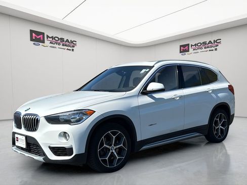 Used 2018 BMW X1 xDrive28i AWD/4WD image 3