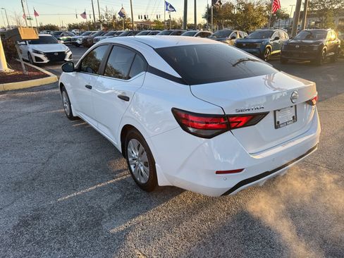 Certified 2025 Nissan Sentra S image 7