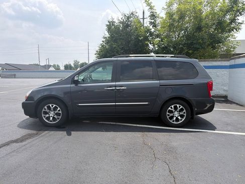 Used 2014 Kia Sedona EX FWD image 3