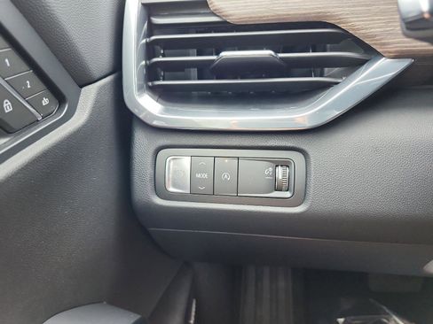 New 2026 GMC Acadia Denali w/ Super Cruise Package image 17