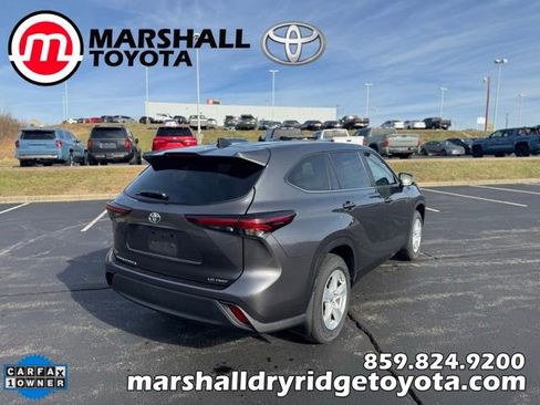 Certified 2024 Toyota Highlander LE image 3