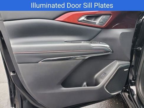 New 2026 Chevrolet Traverse RS w/ LPO, Illumination Package image 16