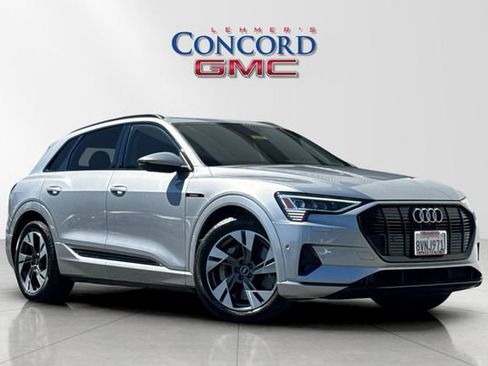 Used 2021 Audi e-tron Premium w/ Convenience Plus Package AWD/4WD image 1