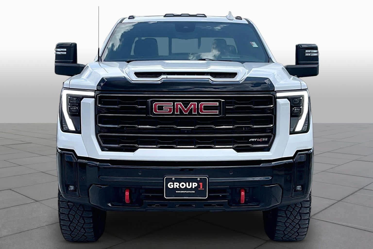 Certified 2025 GMC Sierra 2500 AT4X AWD/4WD image 4