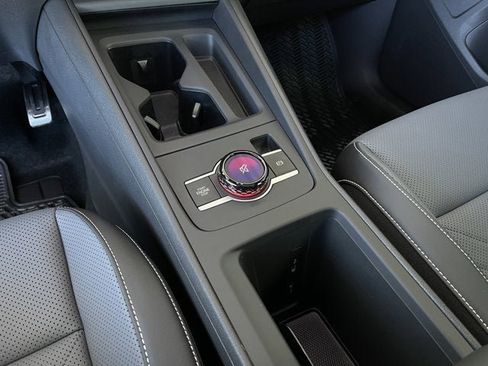 New 2026 Volkswagen Tiguan SE R-Line image 18