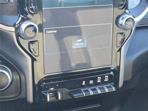 Certified 2024 RAM 2500 Big Horn w/ Night Edition image 29