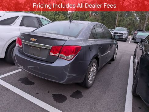 Used 2013 Chevrolet Cruze Eco w/ Enhanced Safety Package FWD image 6