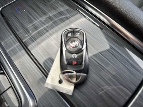 Certified 2022 Buick Enclave Premium AWD/4WD image 41