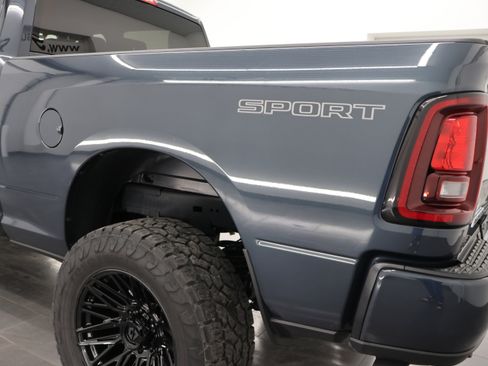 Used 2025 RAM 2500 Big Horn AWD/4WD image 31