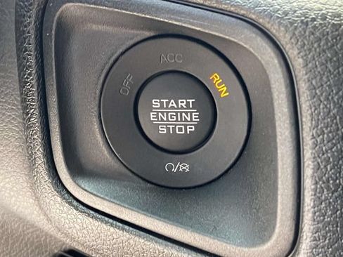 Used 2024 Jeep Wrangler Unlimited Sport AWD/4WD image 25