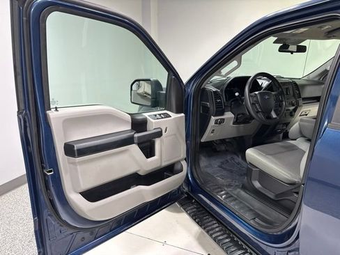 Used 2018 Ford F150 XL w/ Trailer Tow Package w/101A AWD/4WD image 6