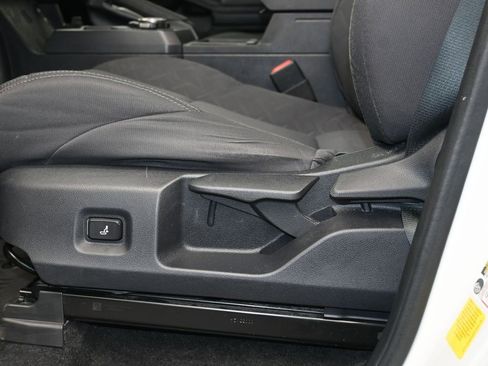 Used 2024 Toyota Tacoma SR image 21