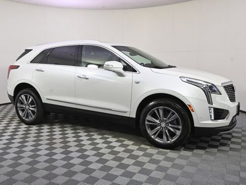 New 2026 Cadillac XT5 Premium Luxury image 8