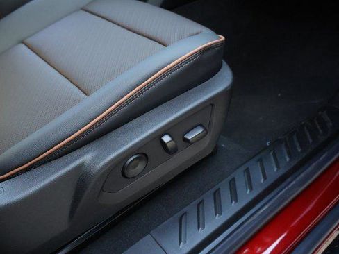 New 2025 GMC Canyon AT4 w/ Nightfall Edition image 9