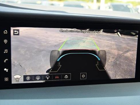 New 2025 Nissan Murano SL image 18