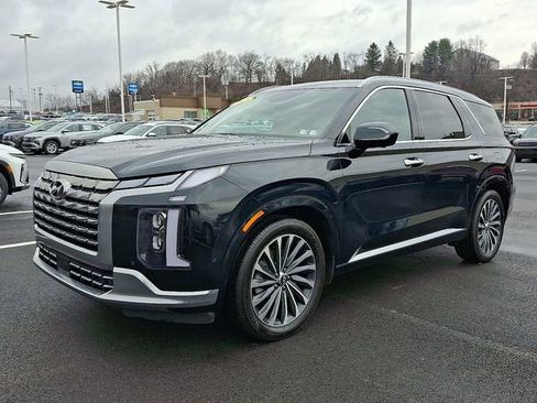 Used 2025 Hyundai Palisade Calligraphy image 3