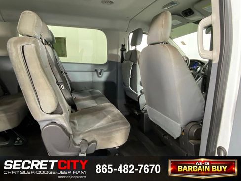 Used 2015 Ford Transit 350 XLT RWD image 27