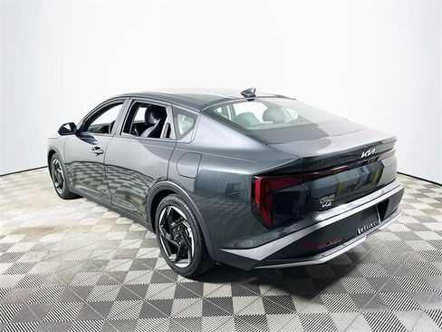 Used 2025 Kia K4 EX image 5