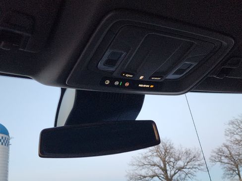 Certified 2025 Chevrolet Silverado 1500 LTZ image 15