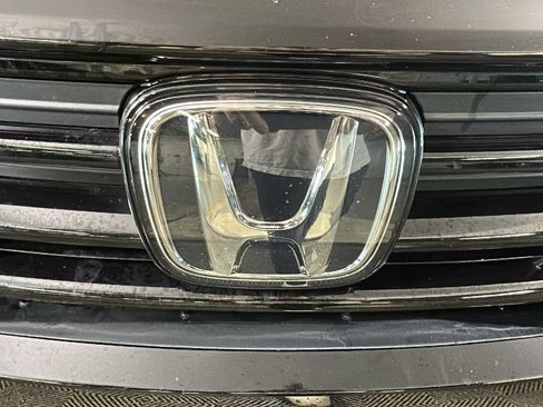 Used 2023 Honda Odyssey Sport image 8