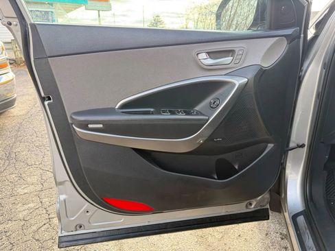 Used 2015 Hyundai Santa Fe Limited w/ Option Group 04 image 9