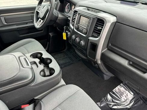 Used 2024 RAM 1500 Classic SLT AWD/4WD image 15