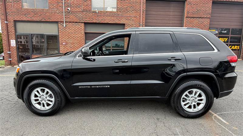 Used 2020 Jeep Grand Cherokee Laredo AWD/4WD image 9