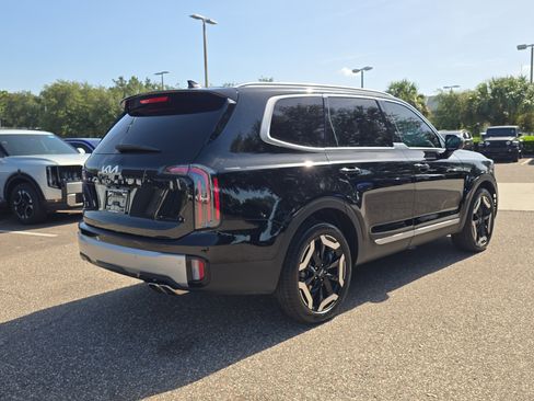 Used 2023 Kia Telluride EX FWD image 8