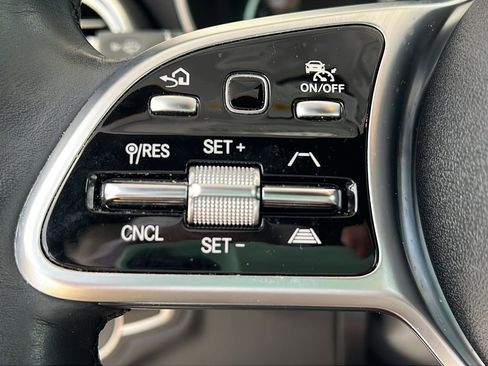 Used 2019 Mercedes-Benz C 300 4MATIC Cabriolet image 19