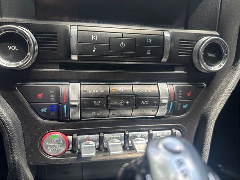 Used 2018 Ford Mustang Premium w/ Equipment Group 201A image 61