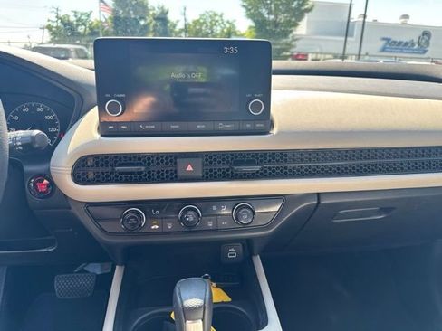 Used 2023 Honda HR-V LX image 16