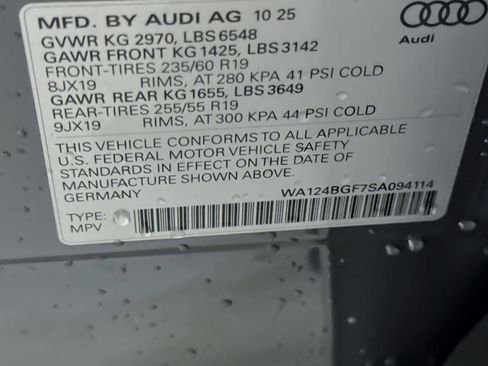 New 2025 Audi Q6 e-tron Premium Plus image 28