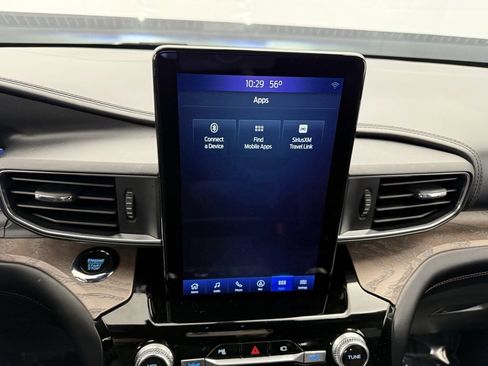 Used 2022 Ford Explorer Platinum w/ Equipment Group 601A image 29