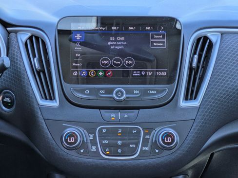 Used 2024 Chevrolet Malibu LT image 15