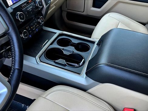 Used 2021 Ford F250 Lariat w/ Lariat Ultimate Package image 16