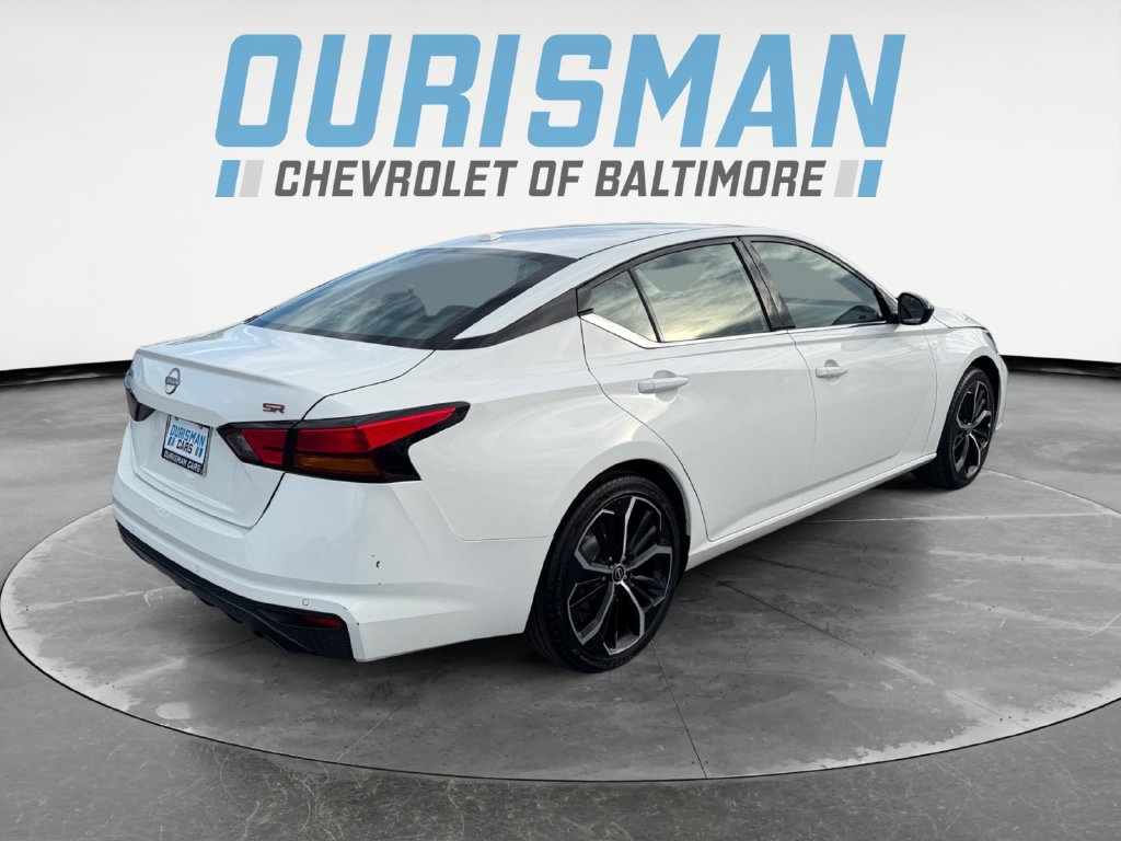 Used 2024 Nissan Altima 2.5 SR FWD image 6