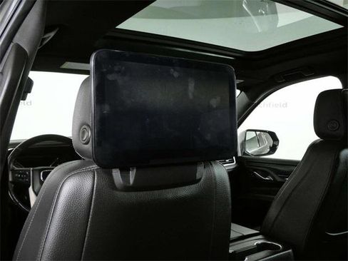 Used 2021 GMC Yukon Denali image 17