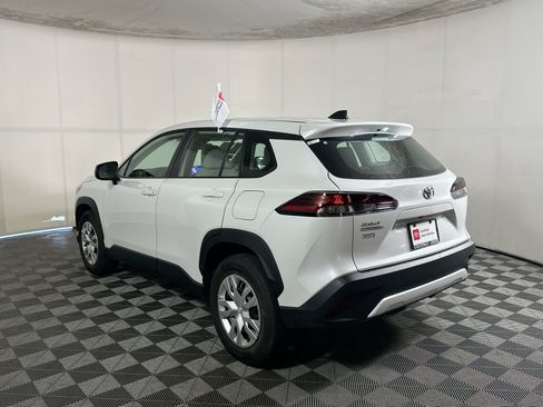 Certified 2026 Toyota Corolla Cross L FWD image 5