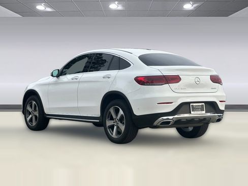 Used 2023 Mercedes-Benz GLC 300 4MATIC Coupe image 3