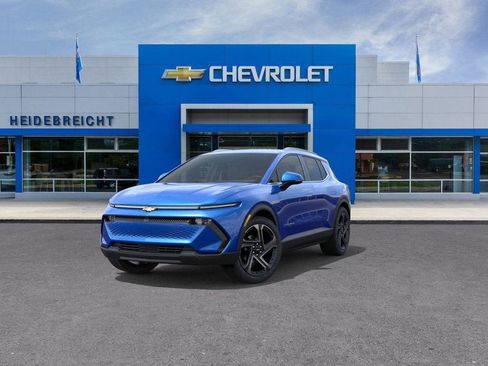 New 2026 Chevrolet Equinox EV LT image 8