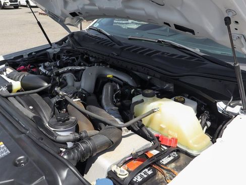 Used 2022 Ford F550 2WD SuperCab Super Duty image 14
