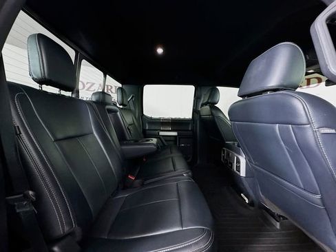 Used 2022 Ford F250 Lariat w/ Chrome Package image 31