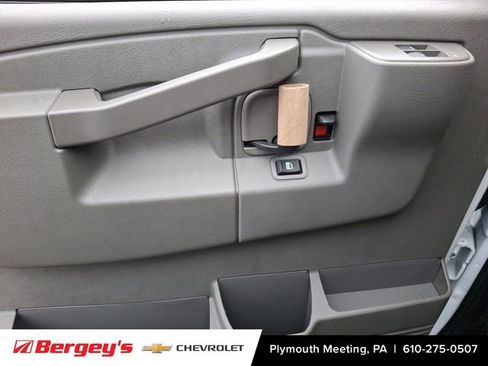 New 2025 Chevrolet Express 3500 Work Van w/ Power Convenience Package image 7