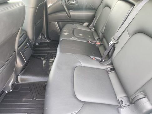 Used 2022 Nissan Armada SV w/ SV Appearance Package RWD image 25