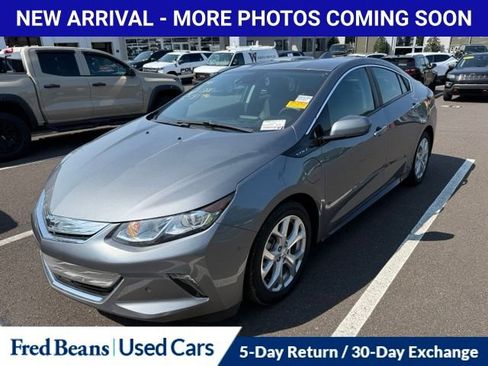 Used 2019 Chevrolet Volt Premier w/ Driver Confidence II Package FWD image 3
