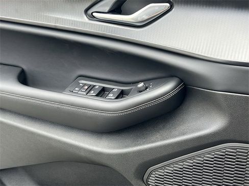 New 2025 Jeep Grand Cherokee L Altitude image 27