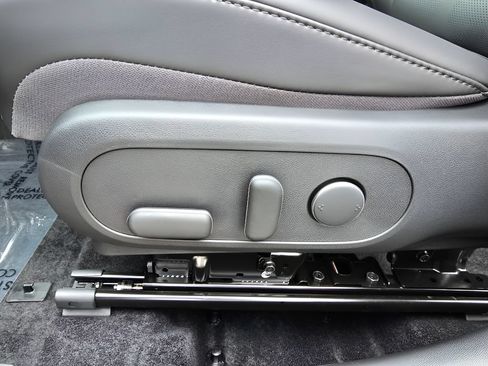 New 2026 Hyundai Kona SEL Premium AWD/4WD image 17