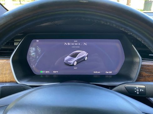 Used 2020 Tesla Model X Long Range AWD/4WD image 24