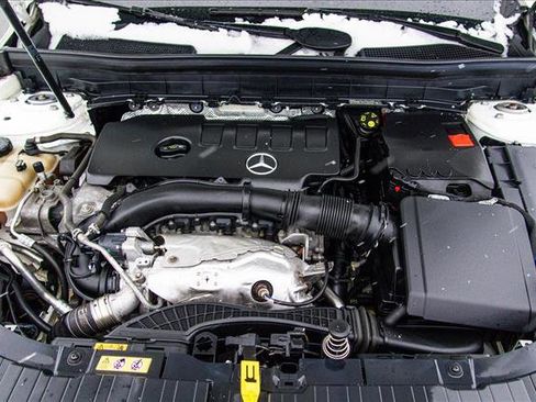 Certified 2021 Mercedes-Benz GLB 250 4MATIC image 25