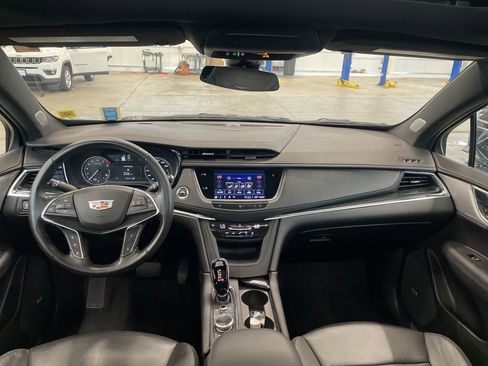 Used 2021 Cadillac XT5 Premium Luxury AWD/4WD image 7